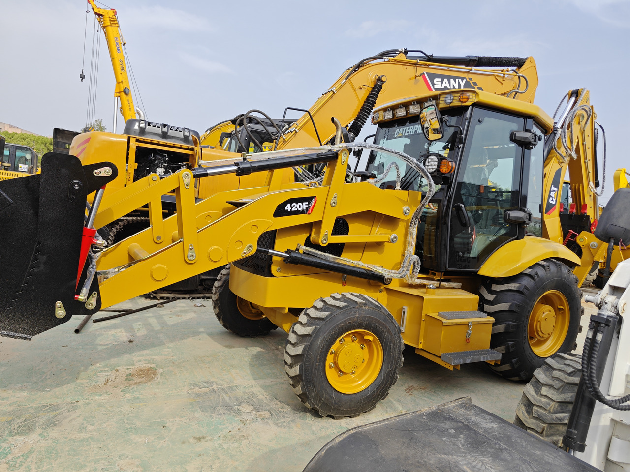 CATERPILLAR 428F backhoe loader - Graaflaadmachine: afbeelding 4 CATERPILLAR 428F backhoe loader - Graaflaadmachine: afbeelding 4