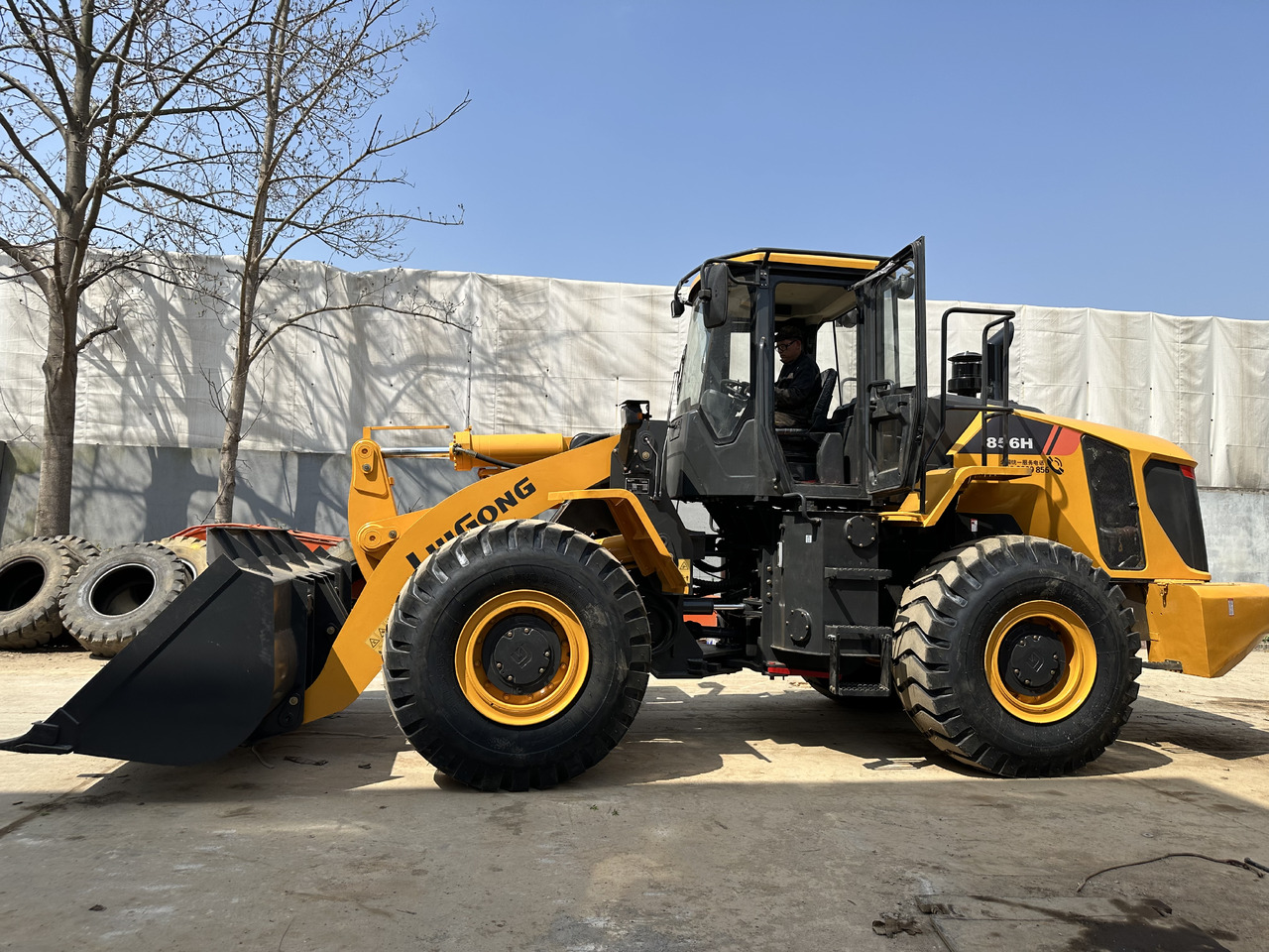 LIUGONG 856H used lugong 856 wheel loader - Wiellader: afbeelding 1 LIUGONG 856H used lugong 856 wheel loader - Wiellader: afbeelding 1