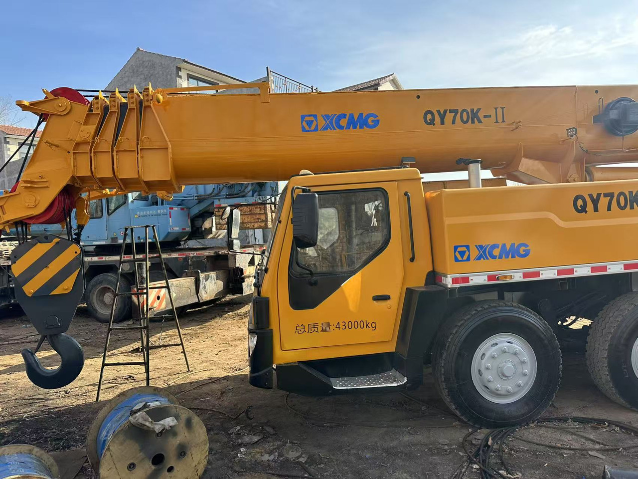 XCMG QY70K - Mobiele kraan: afbeelding 4 XCMG QY70K - Mobiele kraan: afbeelding 4