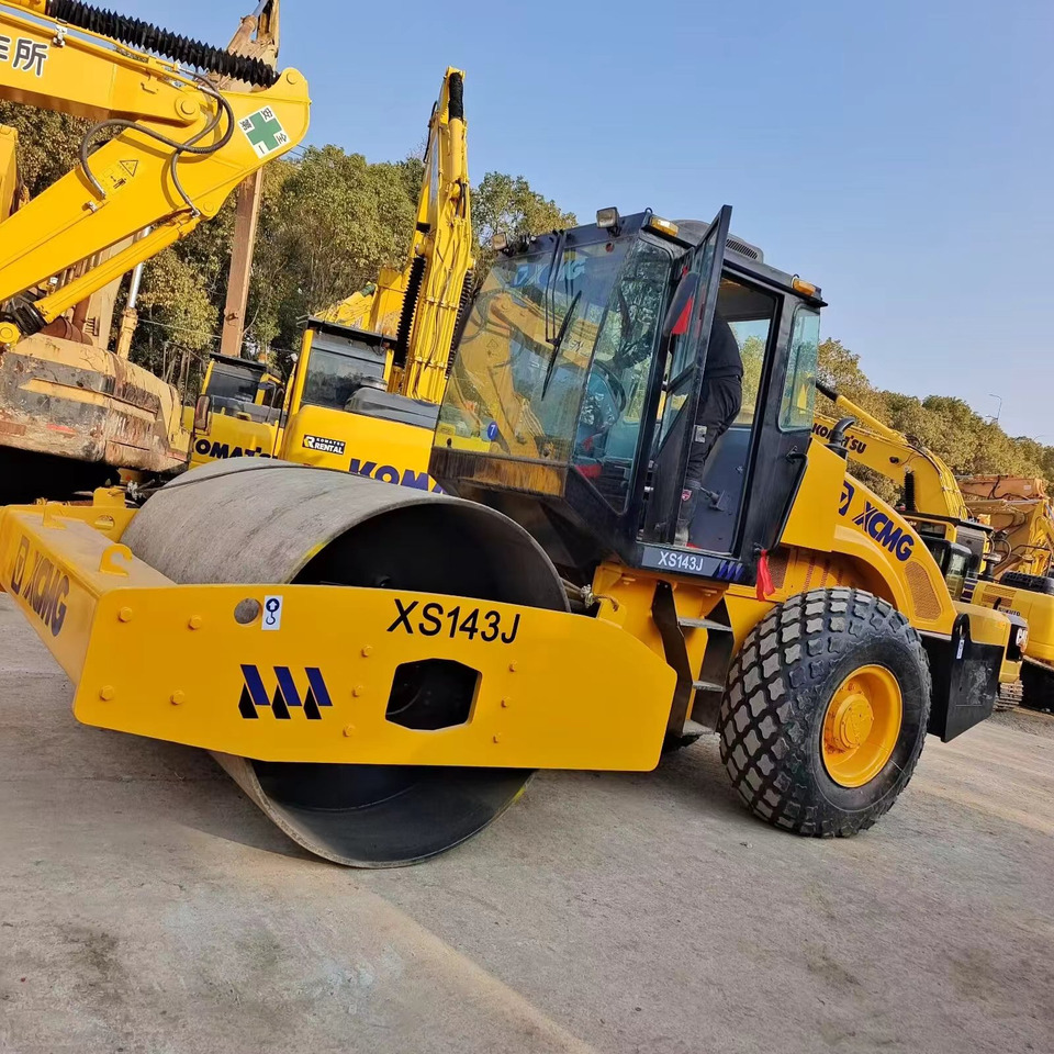 Xcmg xs143J - Schapenpootwals/ Grondverdichter: afbeelding 1 Xcmg xs143J - Schapenpootwals/ Grondverdichter: afbeelding 1