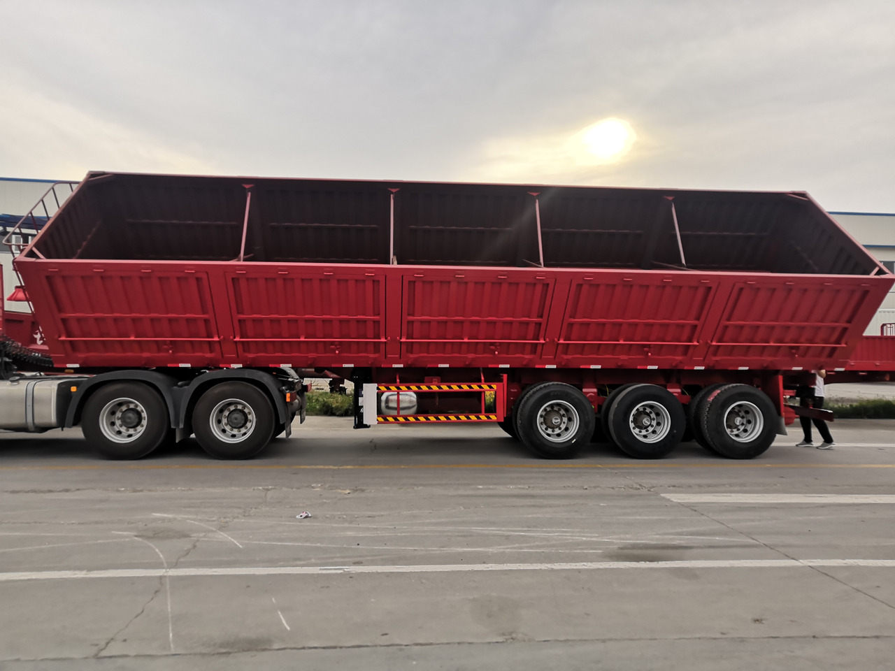 JSIE JSIE9400ZXC - Kipper oplegger: afbeelding 2 JSIE JSIE9400ZXC - Kipper oplegger: afbeelding 2