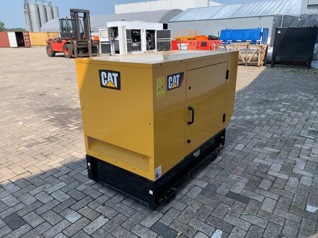 CAT DE13.5E3 - 13.5 kVA Generator - DPX-18001 - Industrie generator: afbeelding 5 CAT DE13.5E3 - 13.5 kVA Generator - DPX-18001 - Industrie generator: afbeelding 5