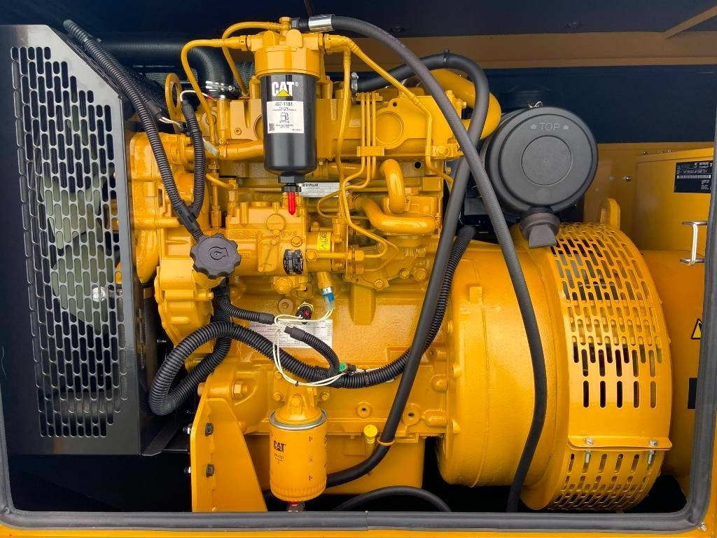 CAT DE65GC - 65 kVA Stand-by Generator Set - DPX-18206 - Industrie generator: afbeelding 5 CAT DE65GC - 65 kVA Stand-by Generator Set - DPX-18206 - Industrie generator: afbeelding 5
