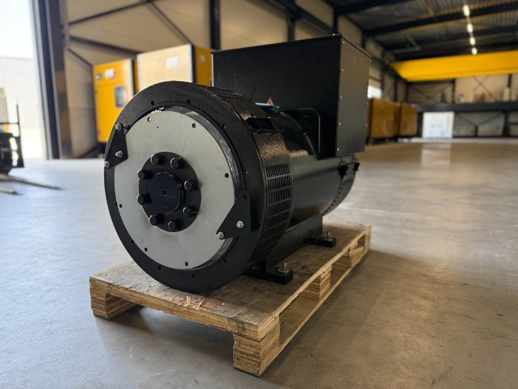 DPX CJ444ES - 325 kVA Alternator - DPX-33910 - Industrie generator: afbeelding 3 DPX CJ444ES - 325 kVA Alternator - DPX-33910 - Industrie generator: afbeelding 3