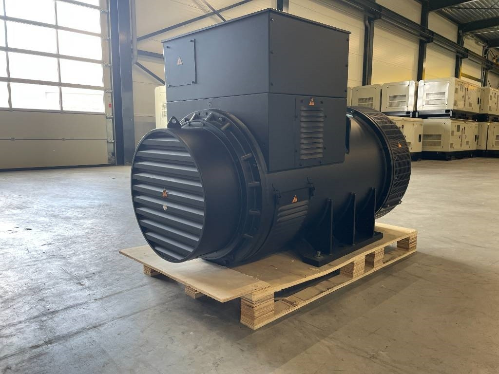 DPX CJ634B - 725 kVA Alternator - DPX-33914 - Industrie generator: afbeelding 4 DPX CJ634B - 725 kVA Alternator - DPX-33914 - Industrie generator: afbeelding 4