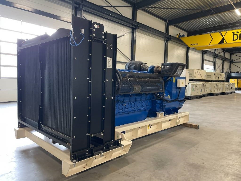 FG Wilson P1250-1 - 1250 kVA Open Genset - DPX-16028-O  - Industrie generator: afbeelding 4 FG Wilson P1250-1 - 1250 kVA Open Genset - DPX-16028-O  - Industrie generator: afbeelding 4