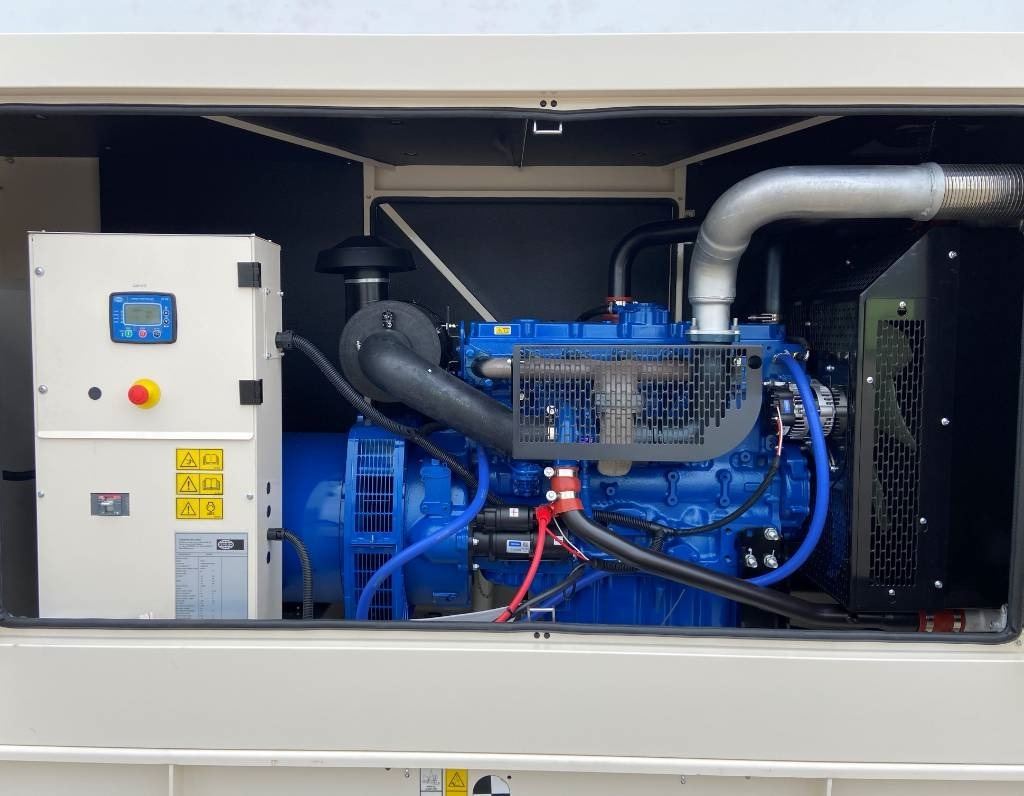 FG Wilson P165-5 - 165 kVA Genset - DPX-16010 - Industrie generator: afbeelding 5 FG Wilson P165-5 - 165 kVA Genset - DPX-16010 - Industrie generator: afbeelding 5