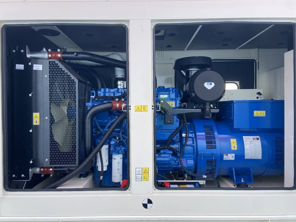 FG Wilson P250 - 250 kVA Genset - DPX-16013 - Industrie generator: afbeelding 5 FG Wilson P250 - 250 kVA Genset - DPX-16013 - Industrie generator: afbeelding 5