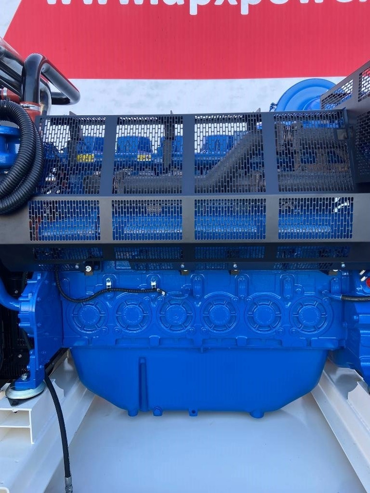 FG Wilson P900-1 - 900 kVA - Open Genset - DPX-16025-O - Industrie generator: afbeelding 4 FG Wilson P900-1 - 900 kVA - Open Genset - DPX-16025-O - Industrie generator: afbeelding 4