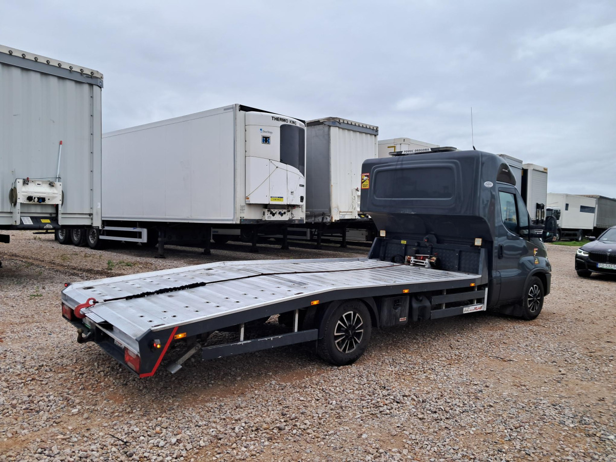 IVECO 35S18 AUTOLAWETA - Andere machine: afbeelding 4 IVECO 35S18 AUTOLAWETA - Andere machine: afbeelding 4