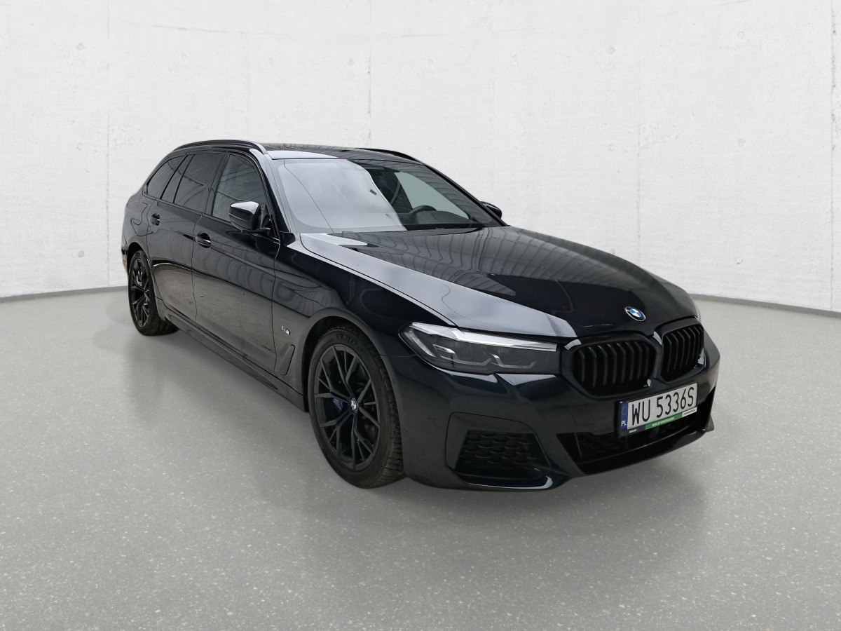 BMW 520D XDRIVE KOMBI - Personenwagen: afbeelding 2 BMW 520D XDRIVE KOMBI - Personenwagen: afbeelding 2