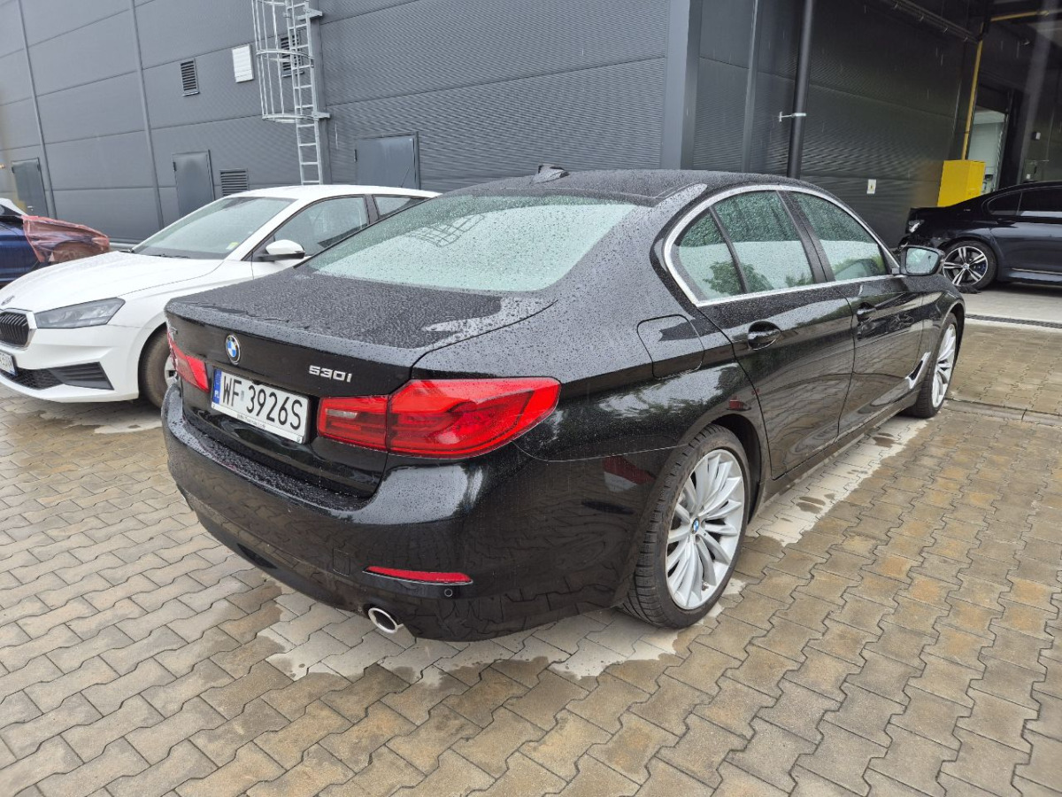 BMW 530i GPF xDrive SEDAN - Sedan: afbeelding 3 BMW 530i GPF xDrive SEDAN - Sedan: afbeelding 3