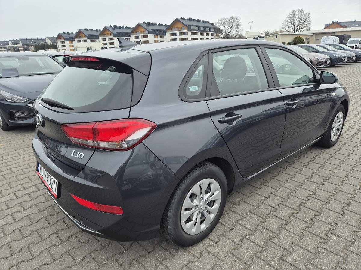 HYUNDAI I30 HATCHBACK - Hatchback: afbeelding 4 HYUNDAI I30 HATCHBACK - Hatchback: afbeelding 4