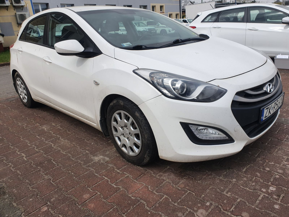 HYUNDAI I30 HATCHBACK - Hatchback: afbeelding 1 HYUNDAI I30 HATCHBACK - Hatchback: afbeelding 1