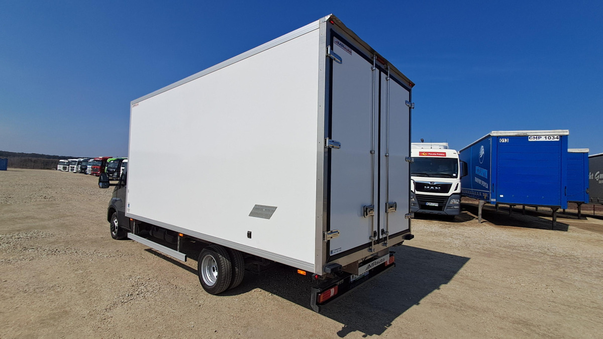 IVECO DAILY 50C18 CHŁODNIA Z AGREGATEM - Koelwagen vrachtwagen: afbeelding 5 IVECO DAILY 50C18 CHŁODNIA Z AGREGATEM - Koelwagen vrachtwagen: afbeelding 5