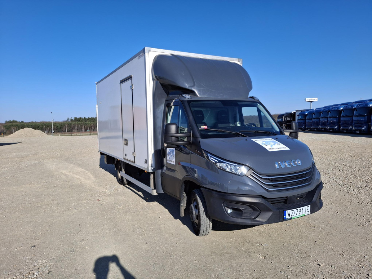 IVECO DAILY 50C18 KONTENER Z WINDĄ - Bakwagen: afbeelding 1 IVECO DAILY 50C18 KONTENER Z WINDĄ - Bakwagen: afbeelding 1
