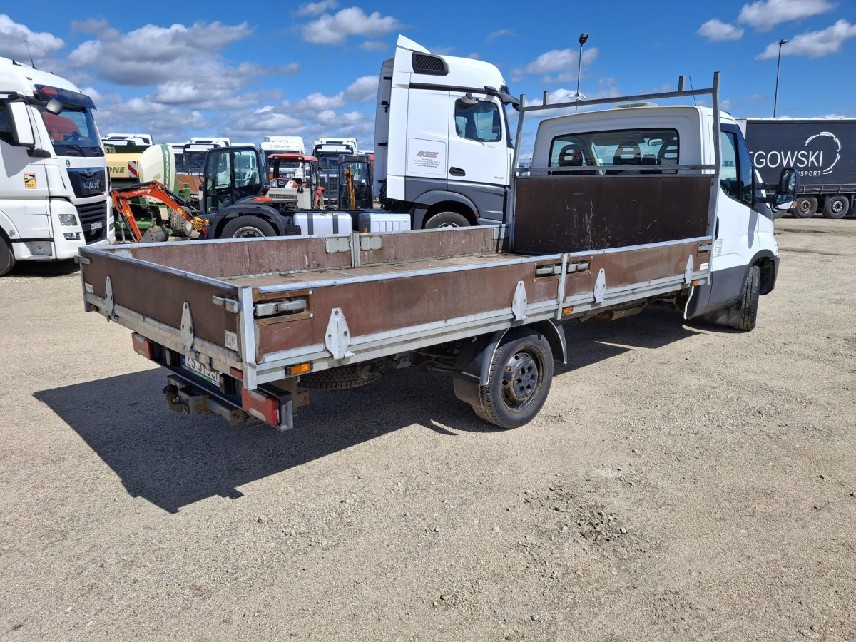 IVECO DAILY DOKA - Bestelwagen met dubbele cabine: afbeelding 5 IVECO DAILY DOKA - Bestelwagen met dubbele cabine: afbeelding 5
