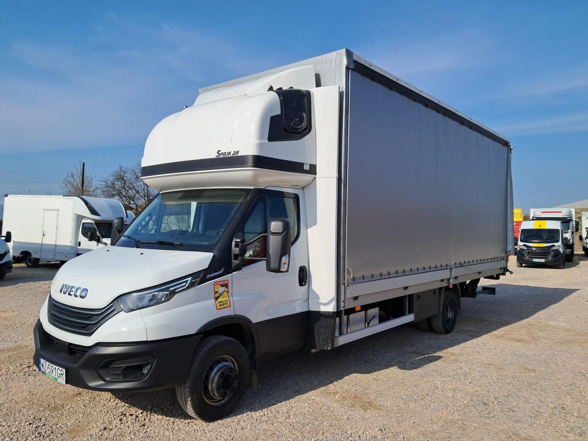 IVECO DAILY PLANDEKA Z WINDĄ - Huifzeil bedrijfswagen: afbeelding 2 IVECO DAILY PLANDEKA Z WINDĄ - Huifzeil bedrijfswagen: afbeelding 2