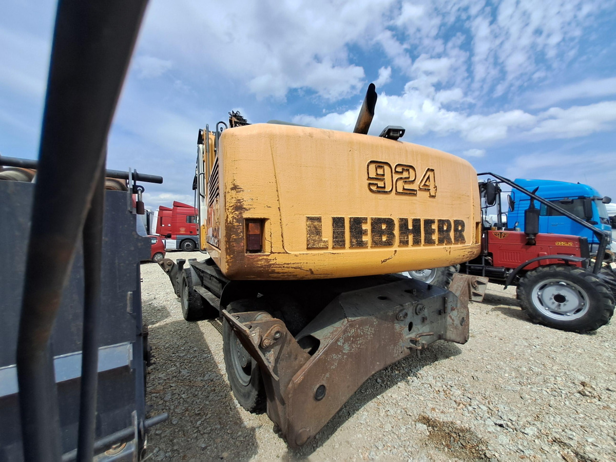 Koparka kołowa – LIEBHERR A 924 C LITRONIC – 2011 – 20 177 h – prace ziemne - Overslagkraan: afbeelding 3 Koparka kołowa – LIEBHERR A 924 C LITRONIC – 2011 – 20 177 h – prace ziemne - Overslagkraan: afbeelding 3