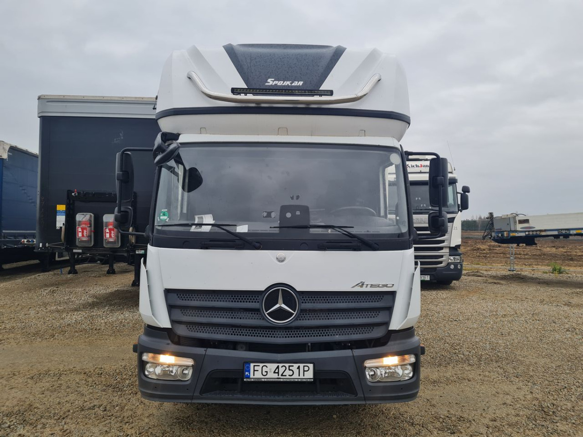 MERCEDES BENZ ATEGO KONTENER Z WINDĄ - Bestelwagen gesloten laadbak: afbeelding 2 MERCEDES BENZ ATEGO KONTENER Z WINDĄ - Bestelwagen gesloten laadbak: afbeelding 2