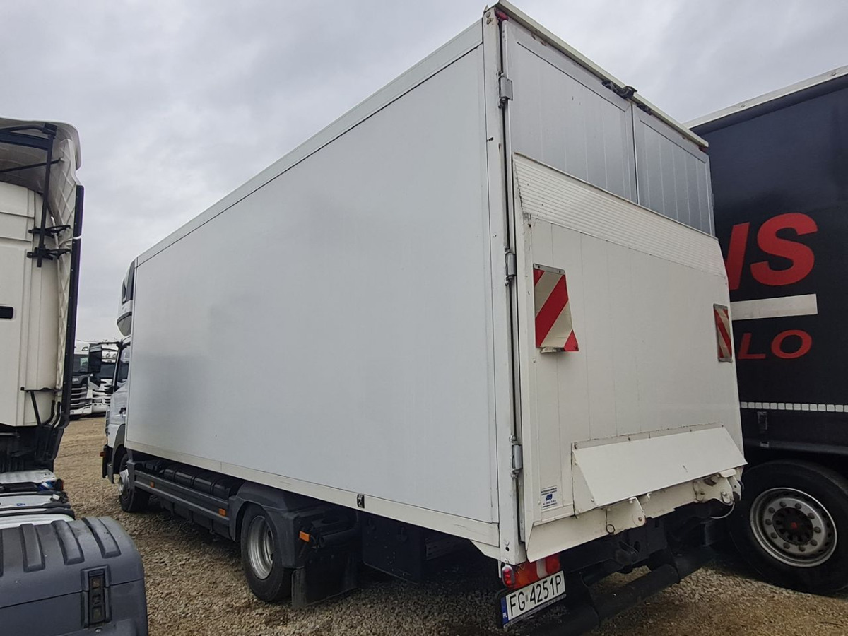 MERCEDES BENZ ATEGO KONTENER Z WINDĄ - Bestelwagen gesloten laadbak: afbeelding 4 MERCEDES BENZ ATEGO KONTENER Z WINDĄ - Bestelwagen gesloten laadbak: afbeelding 4