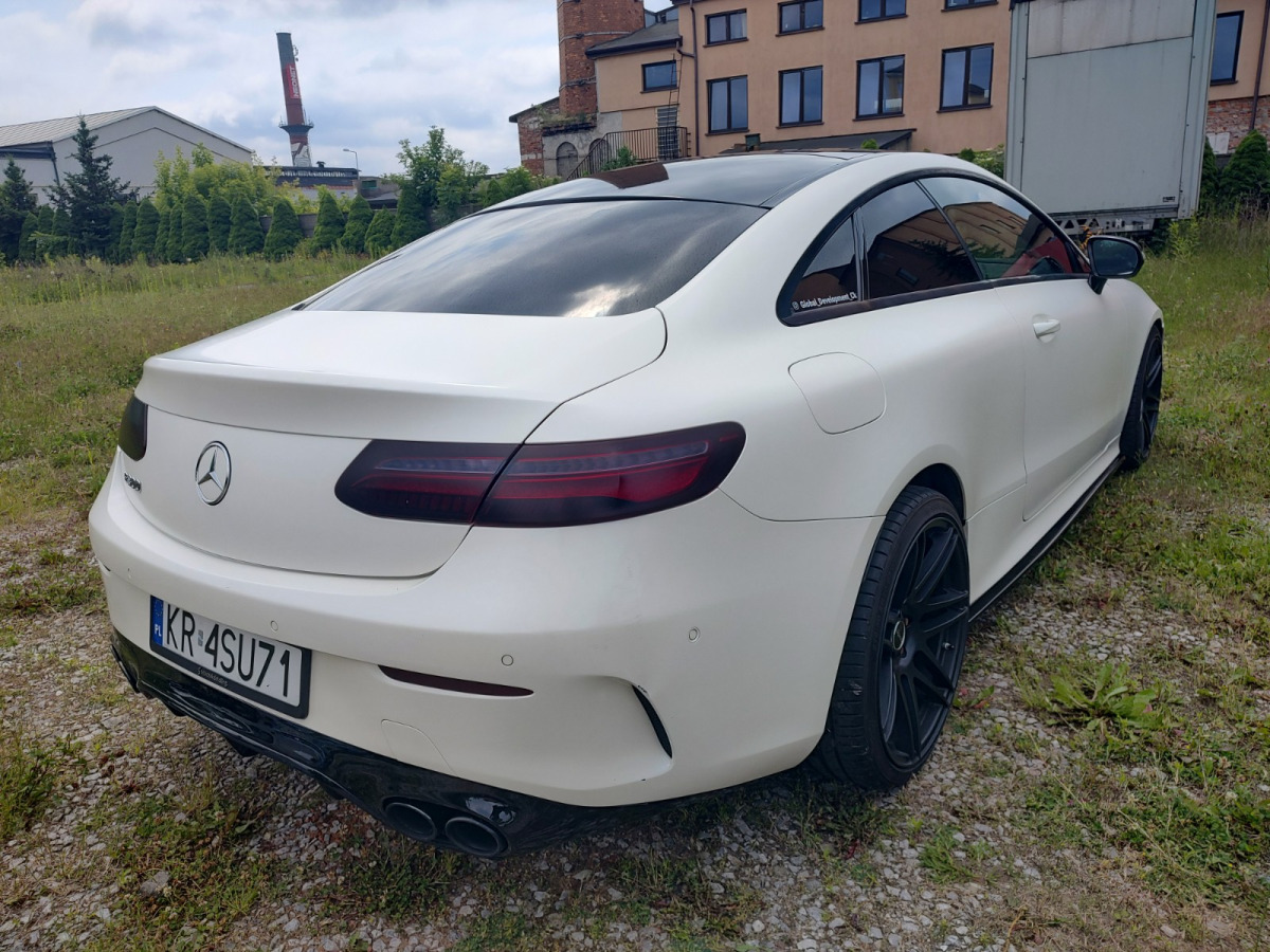 MERCEDES BENZ E KLASA COUPE - Personenwagen: afbeelding 4 MERCEDES BENZ E KLASA COUPE - Personenwagen: afbeelding 4