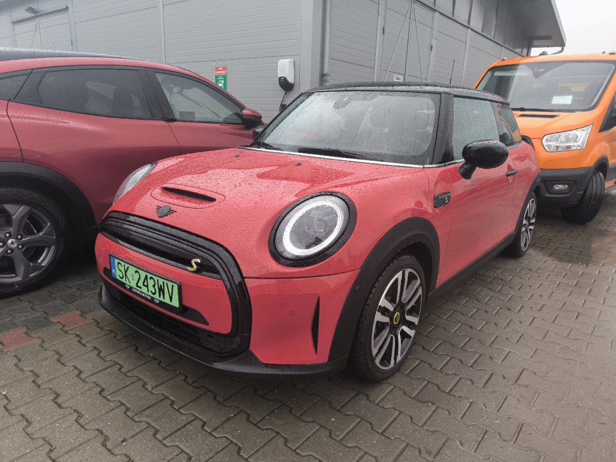 MINI Cooper SE Classic Trim HATCHBACK - Hatchback: afbeelding 1 MINI Cooper SE Classic Trim HATCHBACK - Hatchback: afbeelding 1