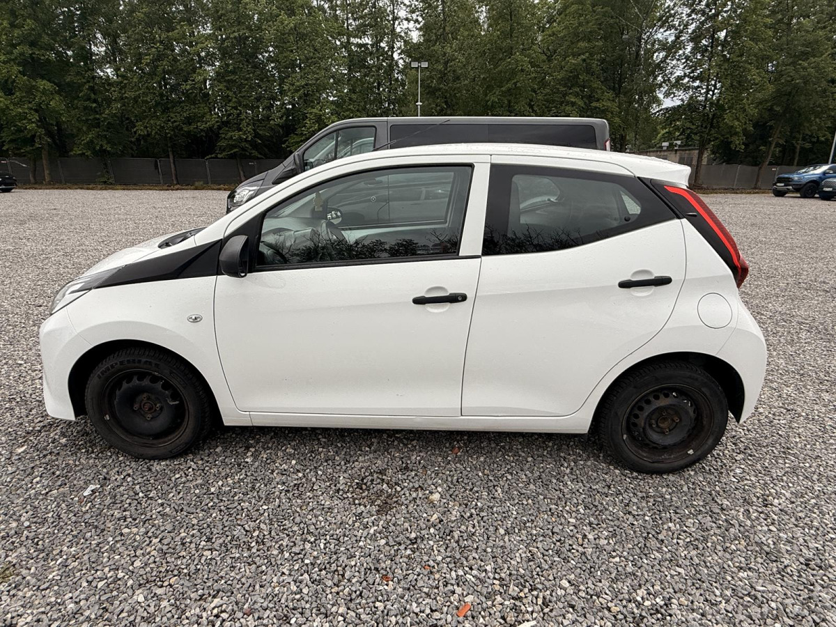 TOYOTA AYGO 1.0o VVT-I 5H/B MT5 HATCHBACK - Hatchback: afbeelding 4 TOYOTA AYGO 1.0o VVT-I 5H/B MT5 HATCHBACK - Hatchback: afbeelding 4