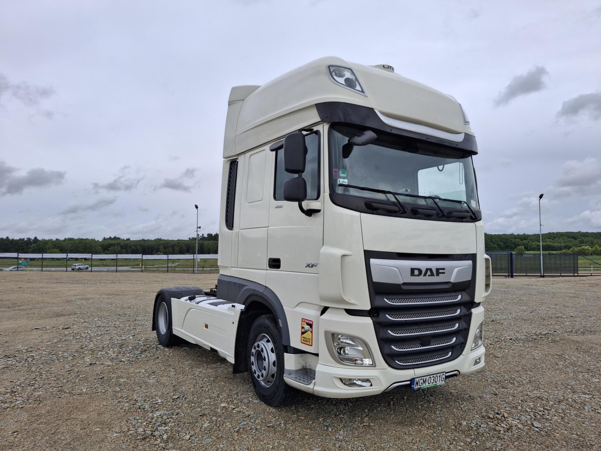 DAF XF 450 FT CIĄGNIK SIODŁOWY - Trekker: afbeelding 1 DAF XF 450 FT CIĄGNIK SIODŁOWY - Trekker: afbeelding 1