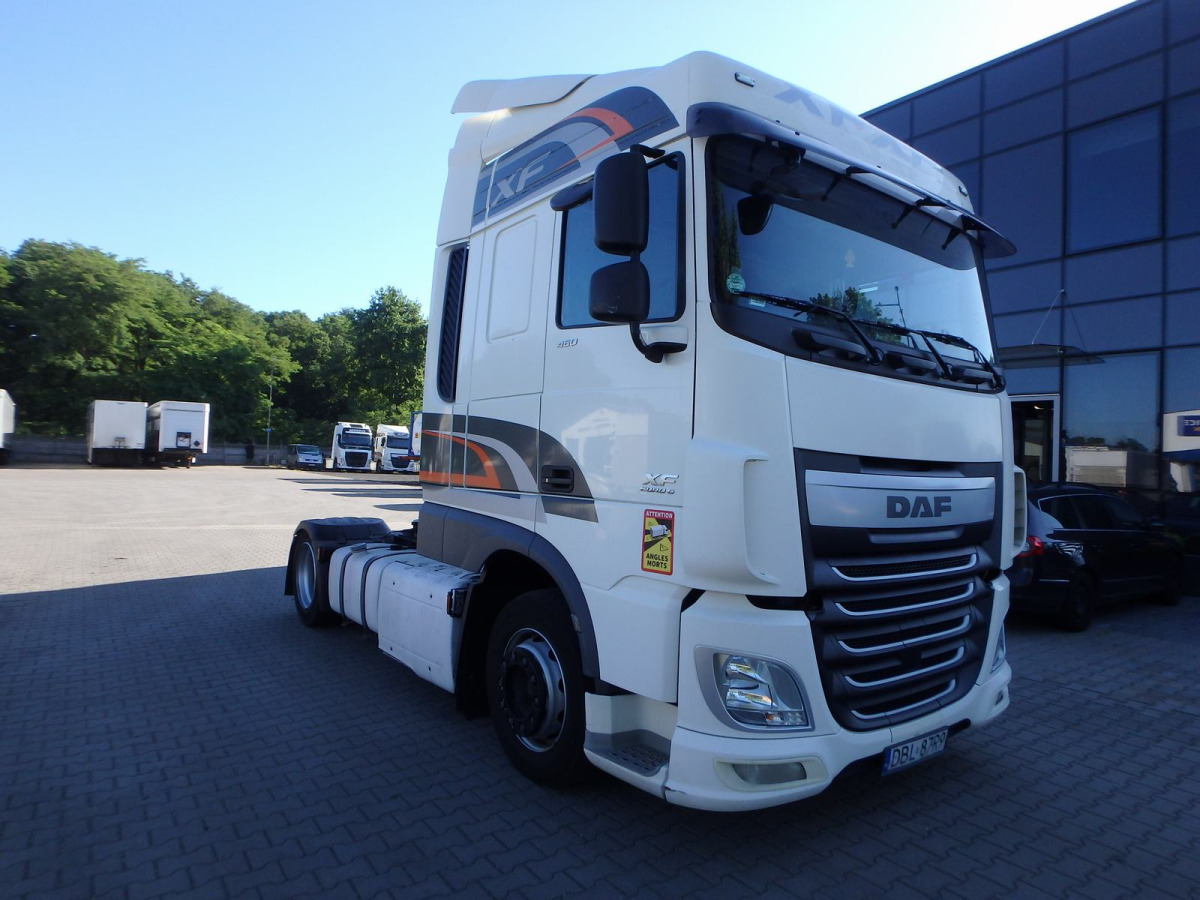 DAF XF 460 CIĄGNIK SIODŁOWY - Trekker: afbeelding 1 DAF XF 460 CIĄGNIK SIODŁOWY - Trekker: afbeelding 1
