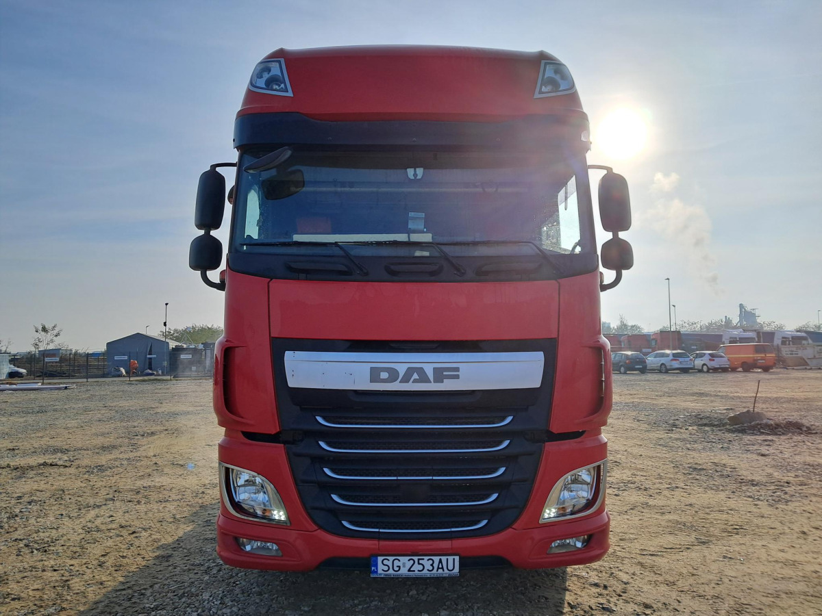 DAF XF 460 FT CIĄGNIK SIODŁOWY - Trekker: afbeelding 3 DAF XF 460 FT CIĄGNIK SIODŁOWY - Trekker: afbeelding 3