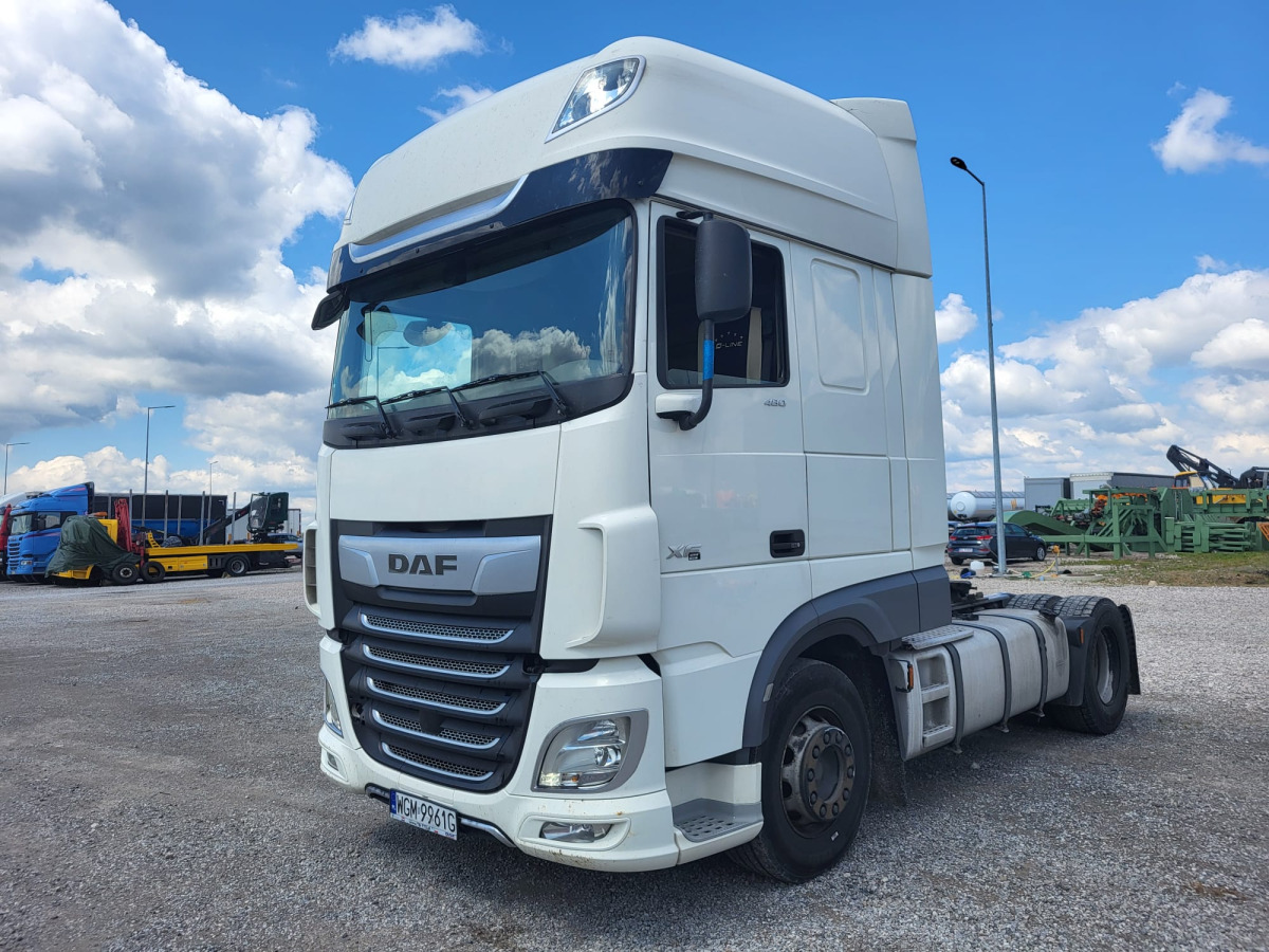 DAF XF 480 FT 4X2 SUPER SPACE CAB CIĄGNIK SIODŁOWY - Trekker: afbeelding 3 DAF XF 480 FT 4X2 SUPER SPACE CAB CIĄGNIK SIODŁOWY - Trekker: afbeelding 3