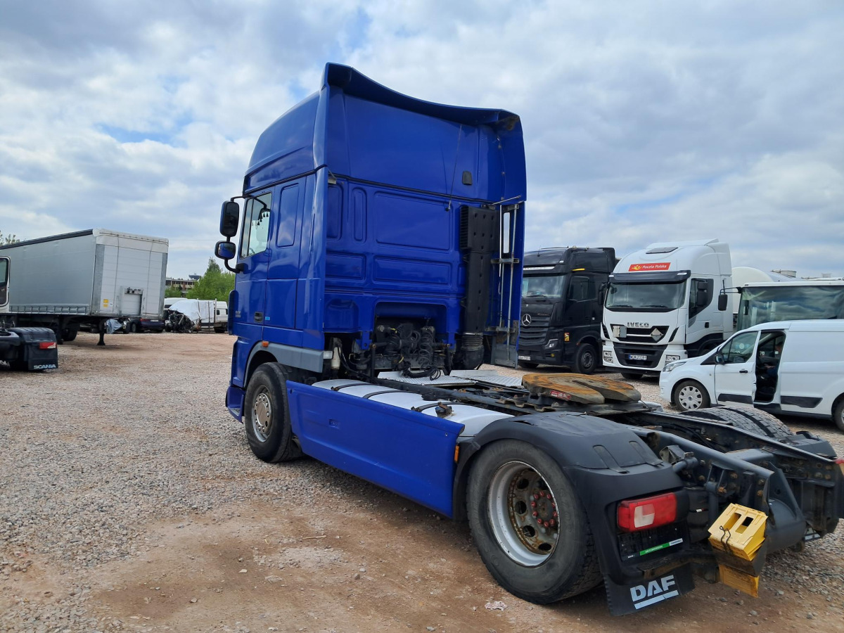 DAF XF CIĄGNIK SIODŁOWY - Trekker: afbeelding 4 DAF XF CIĄGNIK SIODŁOWY - Trekker: afbeelding 4