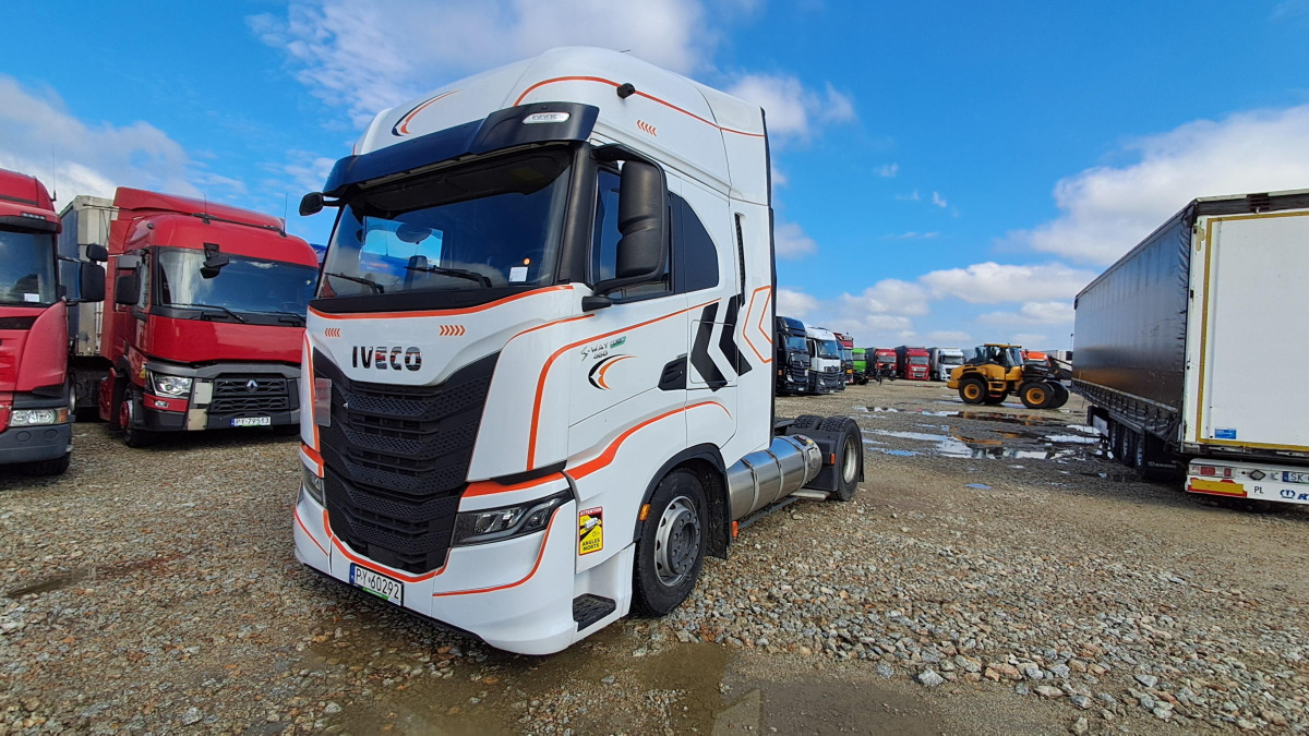 IVECO AS440ST/FP LT LNG CIĄGNIK SIODŁOWY - Trekker: afbeelding 3 IVECO AS440ST/FP LT LNG CIĄGNIK SIODŁOWY - Trekker: afbeelding 3