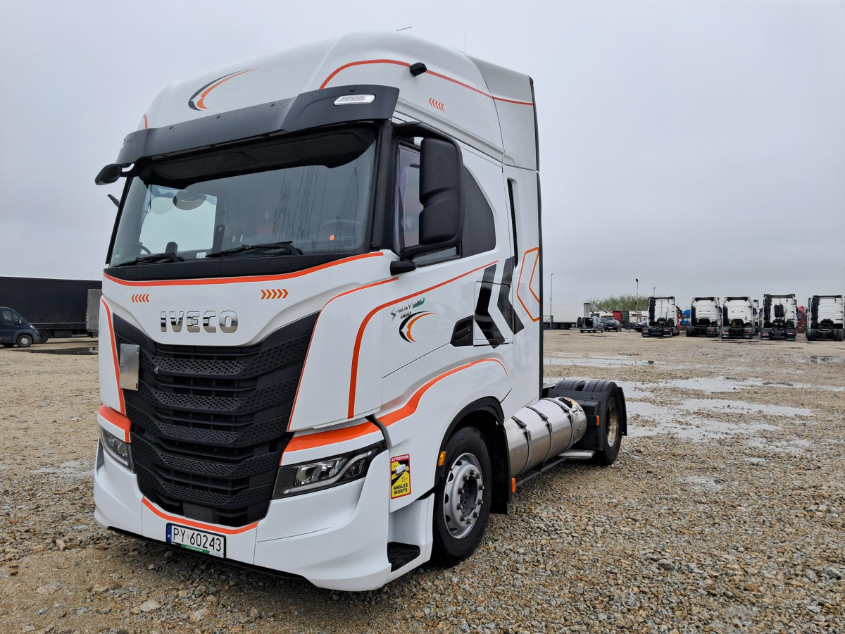IVECO AS440ST/FP LT LNG CIĄGNIK SIODŁOWY - Trekker: afbeelding 3 IVECO AS440ST/FP LT LNG CIĄGNIK SIODŁOWY - Trekker: afbeelding 3