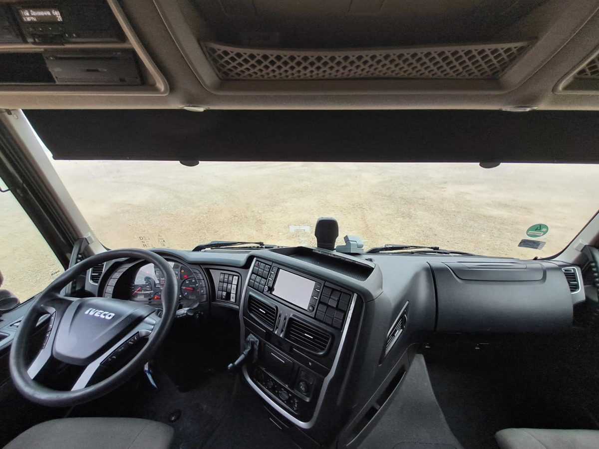 Trekker IVECO AS440T/P CIĄGNIK SIODŁOWY: afbeelding 10