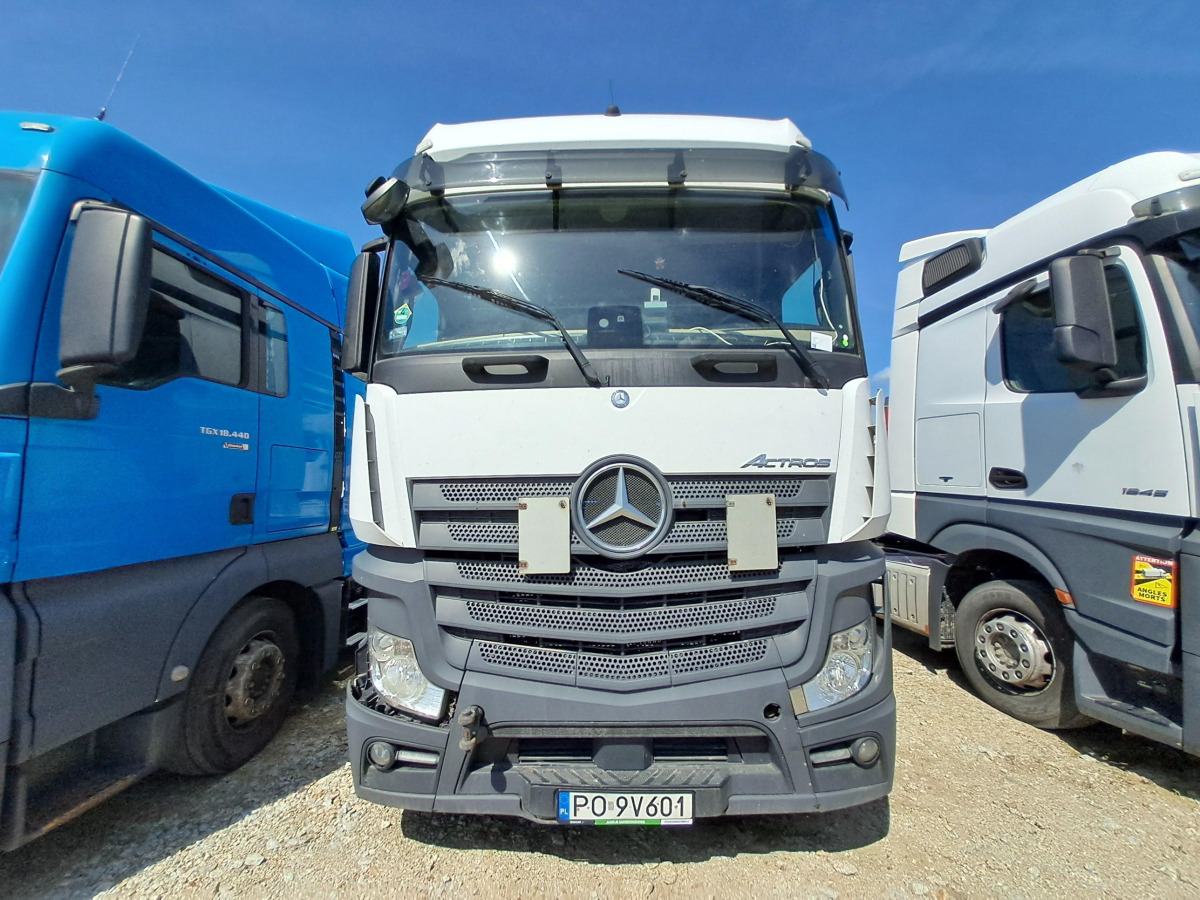 MERCEDES BENZ ACTROS CIĄGNIK SIODŁOWY - Trekker: afbeelding 3 MERCEDES BENZ ACTROS CIĄGNIK SIODŁOWY - Trekker: afbeelding 3