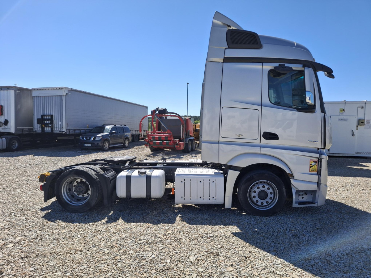 MERCEDES BENZ ACTROS CIĄGNIK SIODŁOWY - Trekker: afbeelding 4 MERCEDES BENZ ACTROS CIĄGNIK SIODŁOWY - Trekker: afbeelding 4