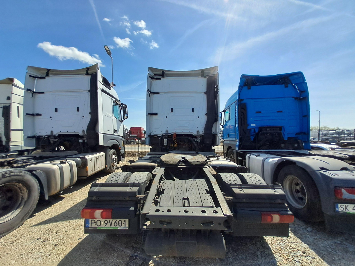 MERCEDES BENZ ACTROS CIĄGNIK SIODŁOWY - Trekker: afbeelding 4 MERCEDES BENZ ACTROS CIĄGNIK SIODŁOWY - Trekker: afbeelding 4