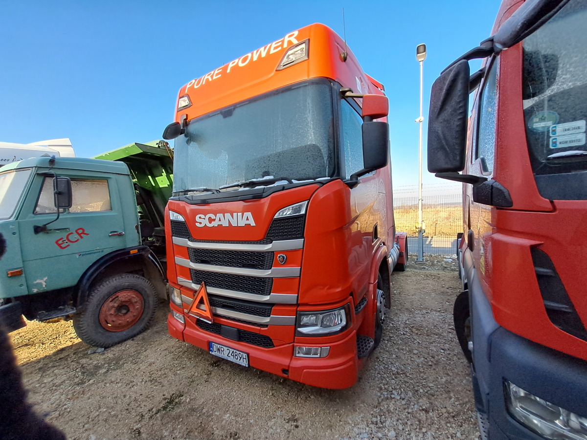 SCANIA R410 CIĄGNIK SIODŁOWY - Trekker: afbeelding 3 SCANIA R410 CIĄGNIK SIODŁOWY - Trekker: afbeelding 3
