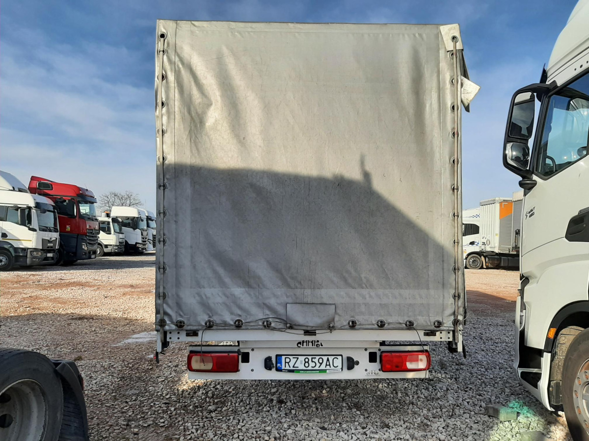 VOLKSWAGEN CRAFTER PLANDEKA - Huifzeil bedrijfswagen: afbeelding 4 VOLKSWAGEN CRAFTER PLANDEKA - Huifzeil bedrijfswagen: afbeelding 4