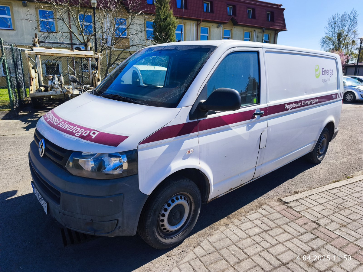VOLKSWAGEN TRANSPORTER FURGON BLASZAK - Gesloten bestelwagen: afbeelding 2 VOLKSWAGEN TRANSPORTER FURGON BLASZAK - Gesloten bestelwagen: afbeelding 2