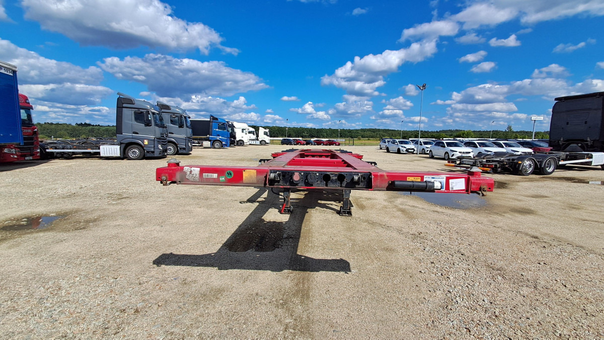 WIELTON NS3P KONTENEROWA - Gesloten aanhangwagen: afbeelding 2 WIELTON NS3P KONTENEROWA - Gesloten aanhangwagen: afbeelding 2