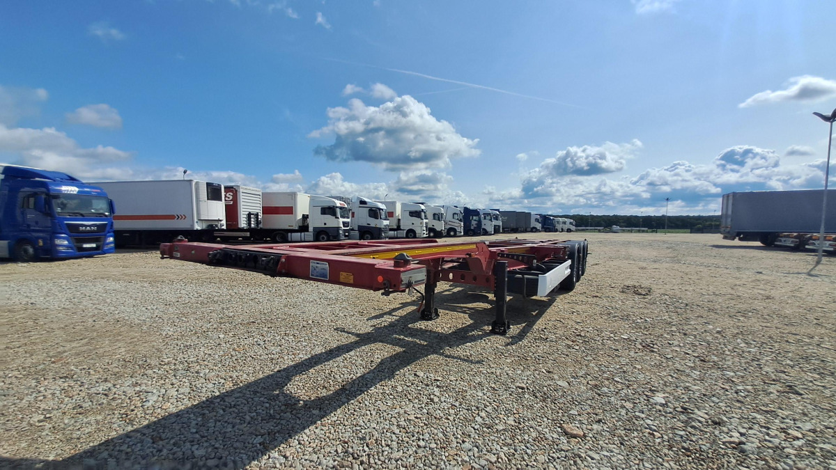 WIELTON NS3P KONTENEROWA - Gesloten aanhangwagen: afbeelding 4 WIELTON NS3P KONTENEROWA - Gesloten aanhangwagen: afbeelding 4