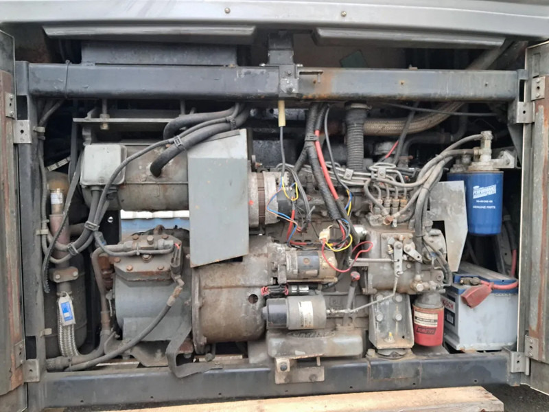 CARRIER Maxima - Koelsysteem voor Vrachtwagen: afbeelding 4 CARRIER Maxima - Koelsysteem voor Vrachtwagen: afbeelding 4