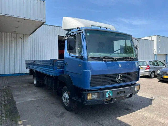 Mercedes-Benz 814 Ecoliner , Spring suspension , Manual , Euro 2 - Schuifzeilen vrachtwagen: afbeelding 4 Mercedes-Benz 814 Ecoliner , Spring suspension , Manual , Euro 2 - Schuifzeilen vrachtwagen: afbeelding 4