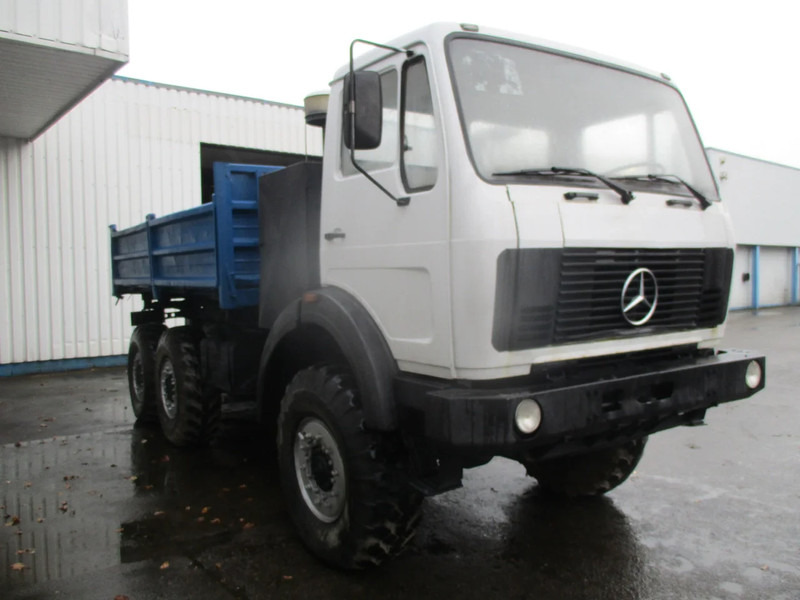 Mercedes-Benz FAP 2026 , V8 , 6x6 , ZF Manual , 3 Way tipper , Spring suspension, Ex - Kipper vrachtwagen: afbeelding 4 Mercedes-Benz FAP 2026 , V8 , 6x6 , ZF Manual , 3 Way tipper , Spring suspension, Ex - Kipper vrachtwagen: afbeelding 4
