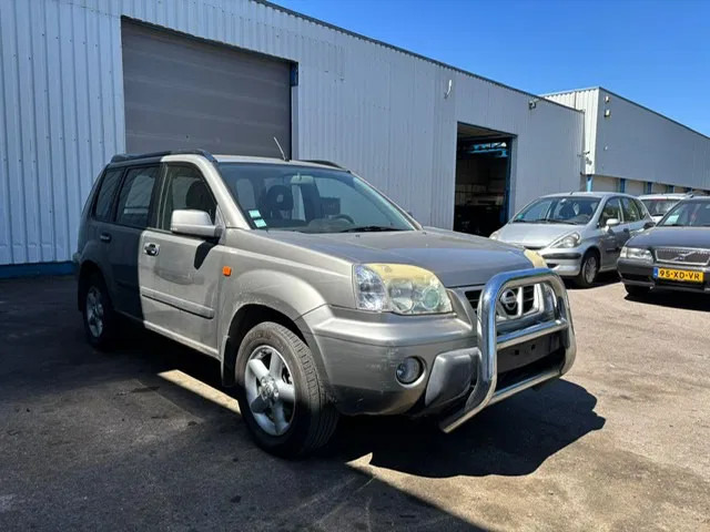 Nissan X-Trail 2.2 DCi , 4x4 , Airco , Export - Personenwagen: afbeelding 4 Nissan X-Trail 2.2 DCi , 4x4 , Airco , Export - Personenwagen: afbeelding 4