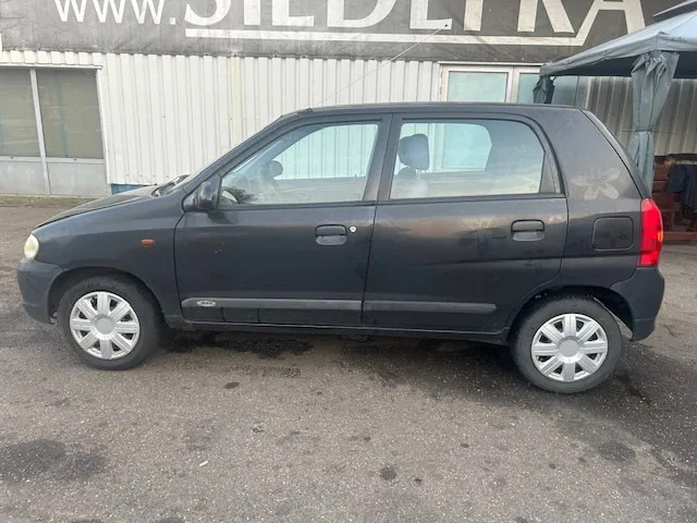 Suzuki Alto 1.0 - 16V , 5 drs. , Handel / export - Hatchback: afbeelding 2 Suzuki Alto 1.0 - 16V , 5 drs. , Handel / export - Hatchback: afbeelding 2