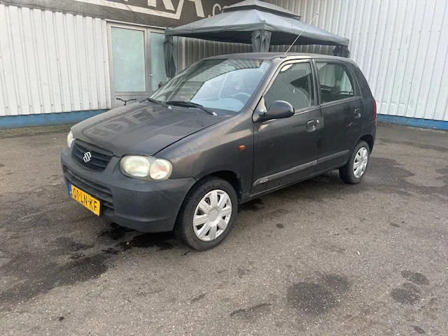 Suzuki Alto 1.0 - 16V , 5 drs. , Handel / export - Hatchback: afbeelding 1 Suzuki Alto 1.0 - 16V , 5 drs. , Handel / export - Hatchback: afbeelding 1